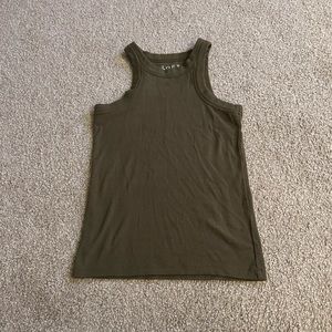 🌟 Army Green Loft Tank Top 🌟